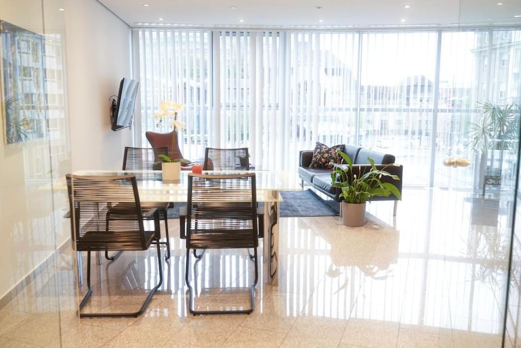 Apartment Exklusive Stadtoase Design-wohnung - Panoramablick *